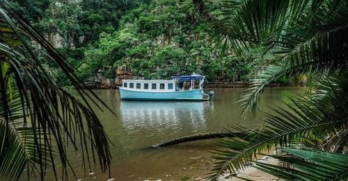 Baby Blue House Boat
